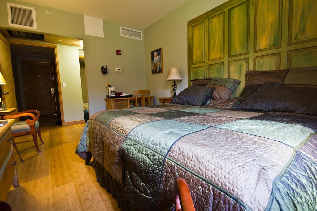 Hotel Floyd Стая снимка