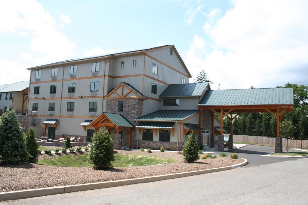 Hotel Floyd Екстериор снимка